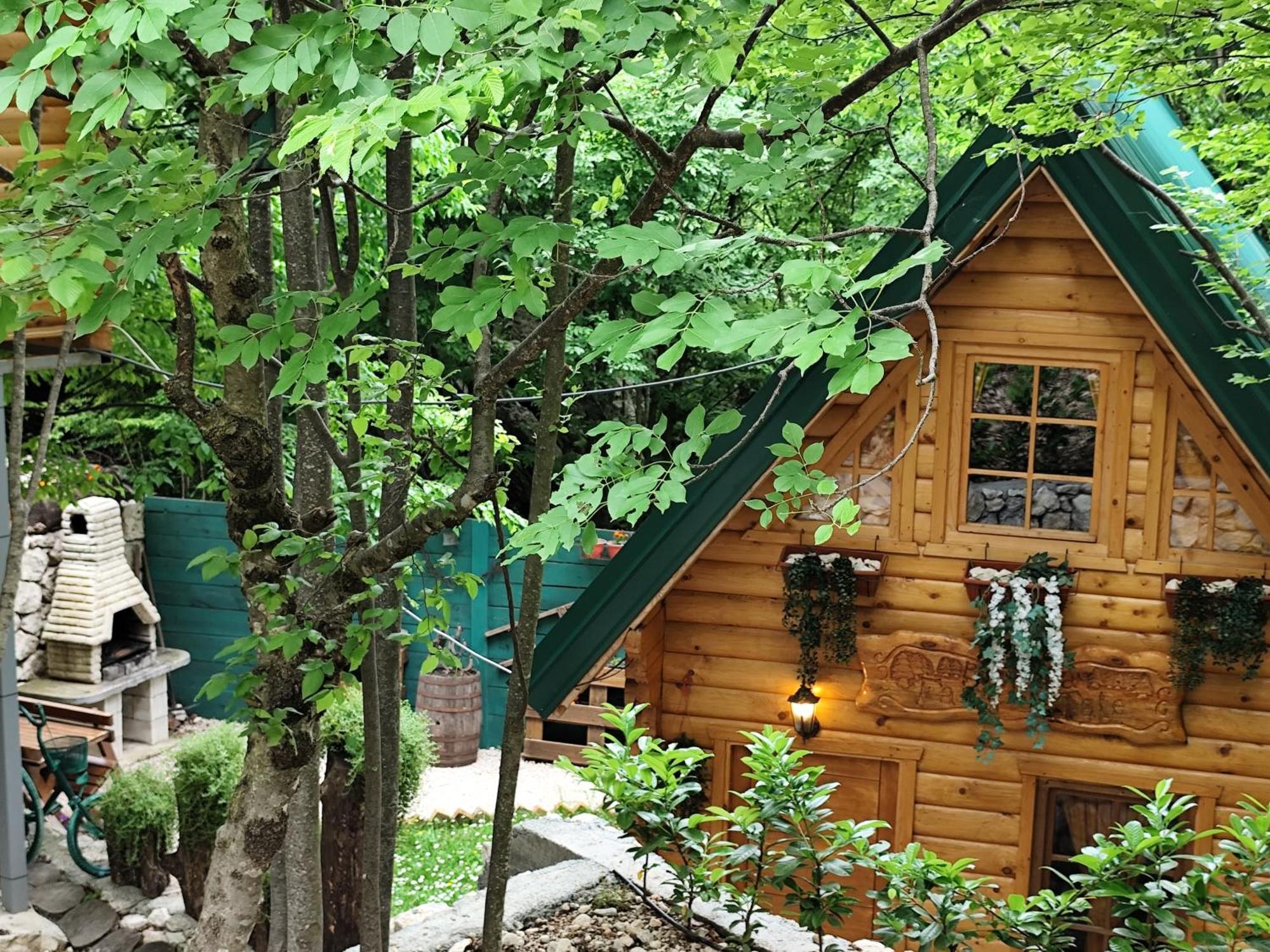 Brvnara Fairy Tale Villa Cetinje Exterior photo